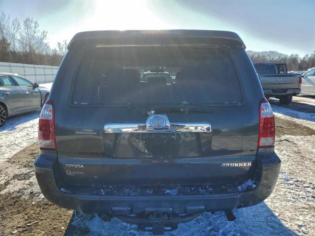 Toyota 4Runner Sr5 Image 6