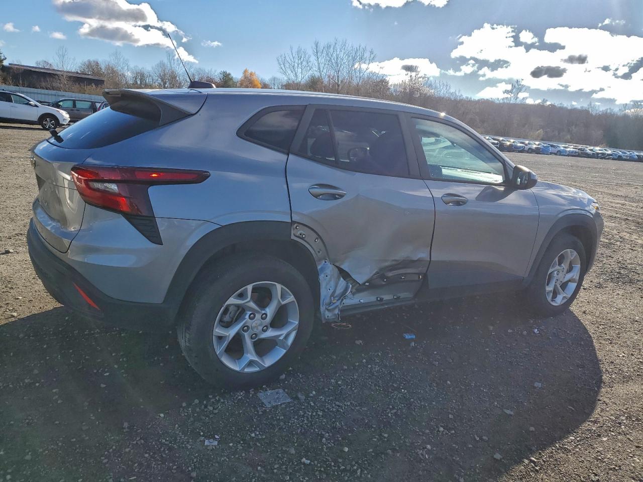 Chevrolet Trax Ls Image 12