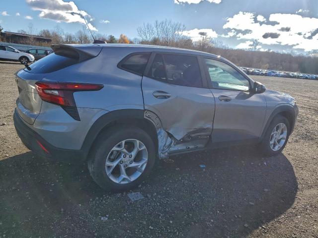 Chevrolet Trax Ls Image 12