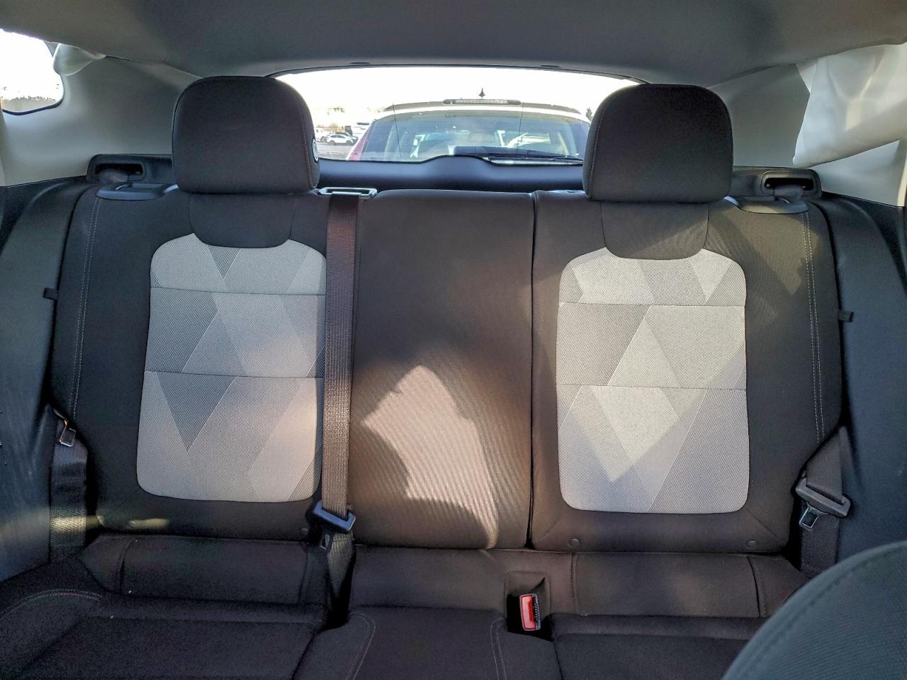 Chevrolet Trax Ls Image 4