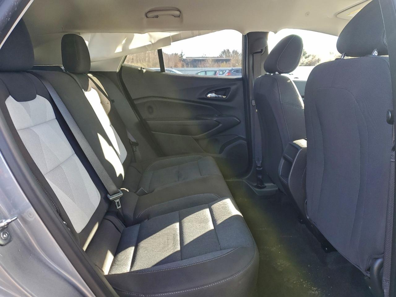 Chevrolet Trax Ls Image 8