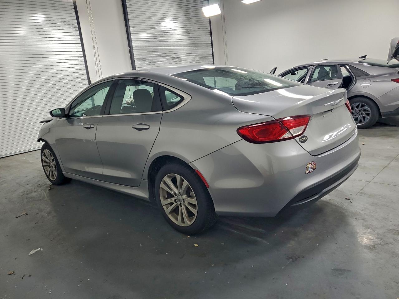 Chrysler 200 Lx Image 2