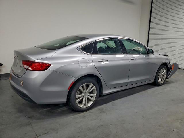 Chrysler 200 Lx Image 12