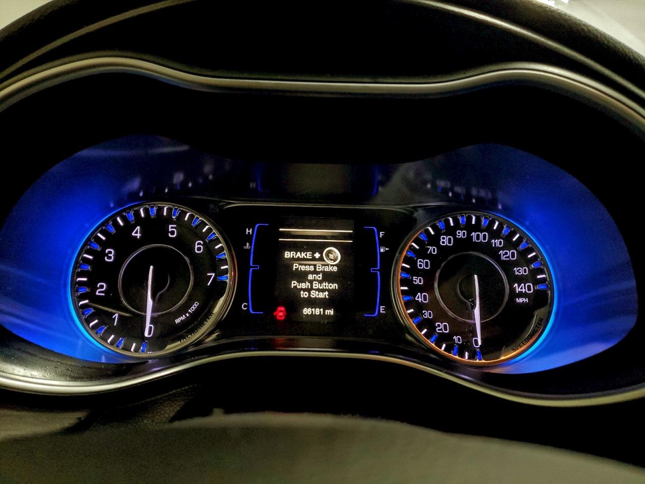 Chrysler 200 Lx Image 7