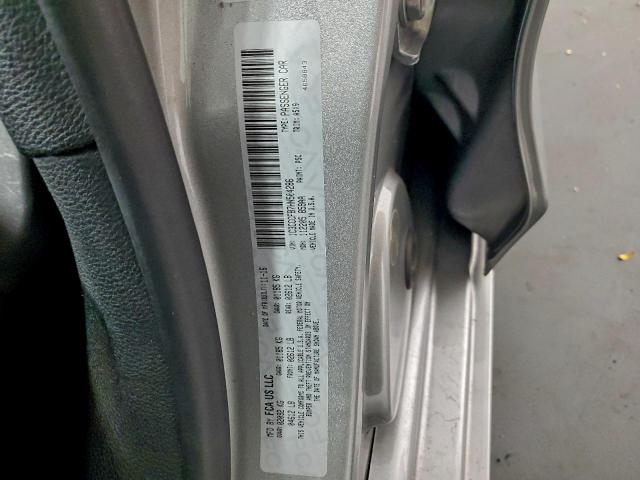 Chrysler 200 Lx Image 9