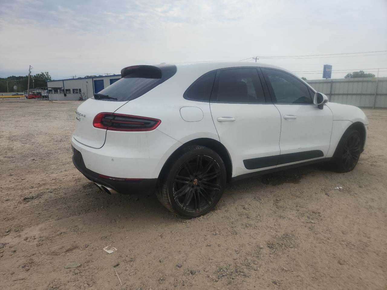 Porsche Macan S Image 5