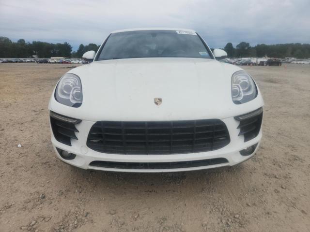 Porsche Macan S Image 13