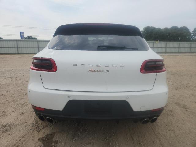 Porsche Macan S Image 2