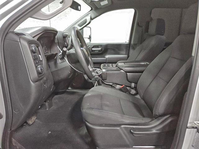 Chevrolet Silverado K2500 Custom Image 6