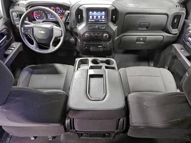 Chevrolet Silverado K2500 Custom Image 5