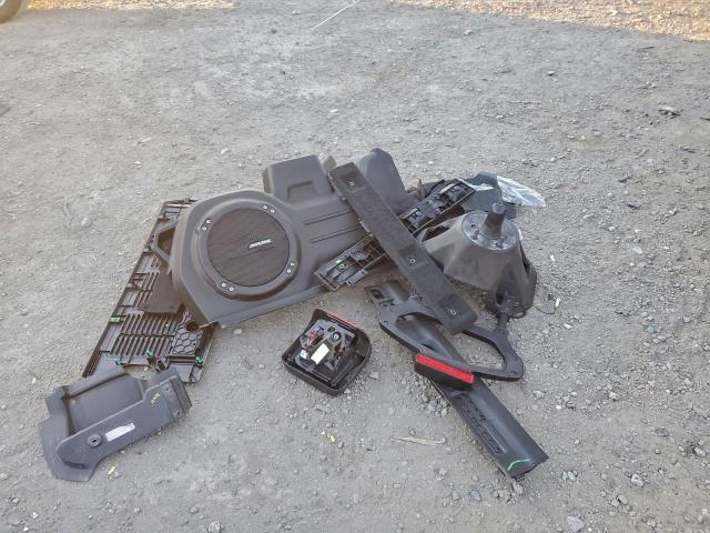 Jeep Wrangler Sahara Image 12