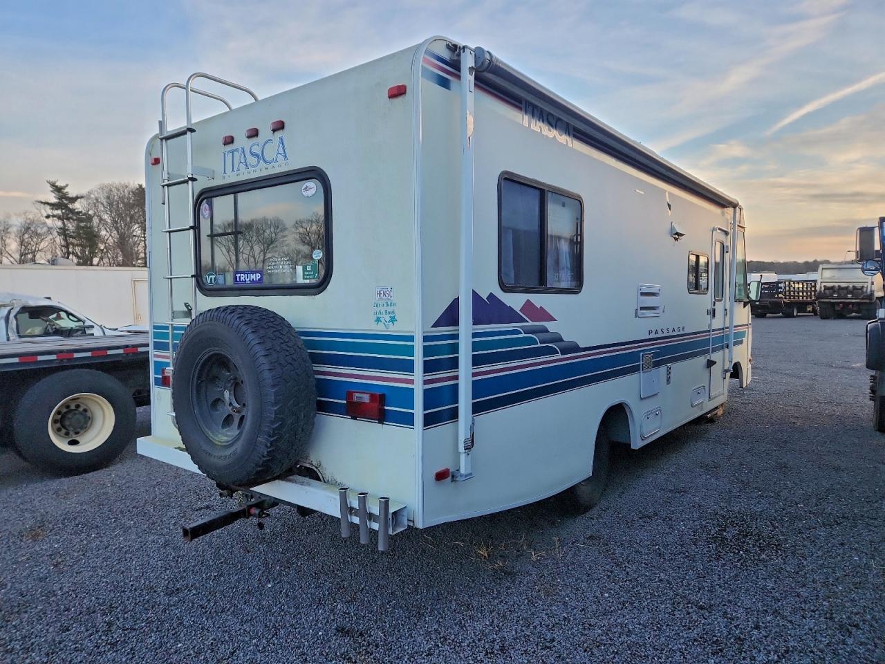 Chevrolet P30 Image 6