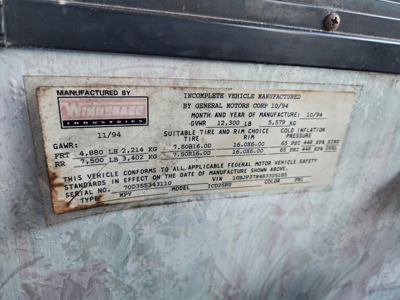 Chevrolet P30 Image 10