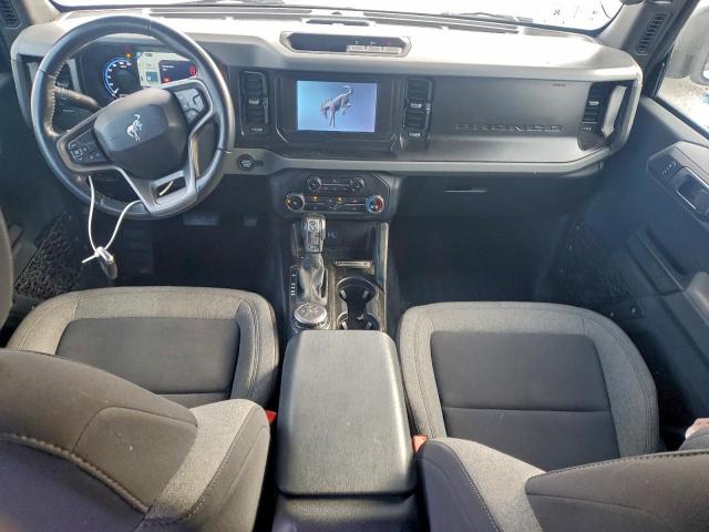 Ford Bronco Base Image 3