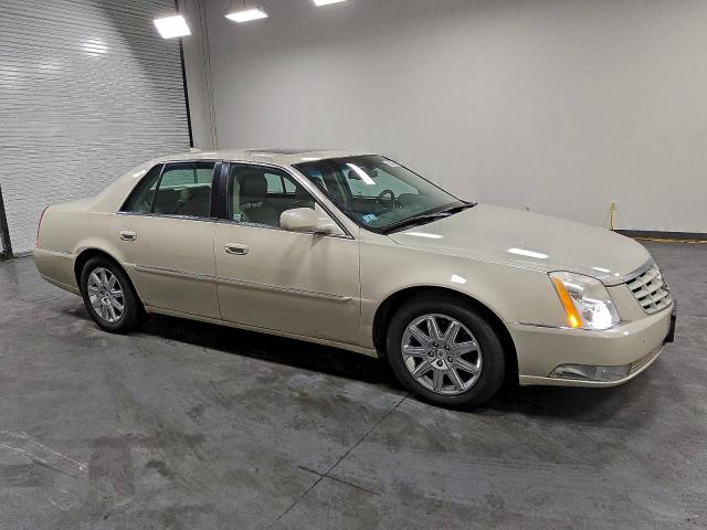 Cadillac DTS Premium Collection Image 6