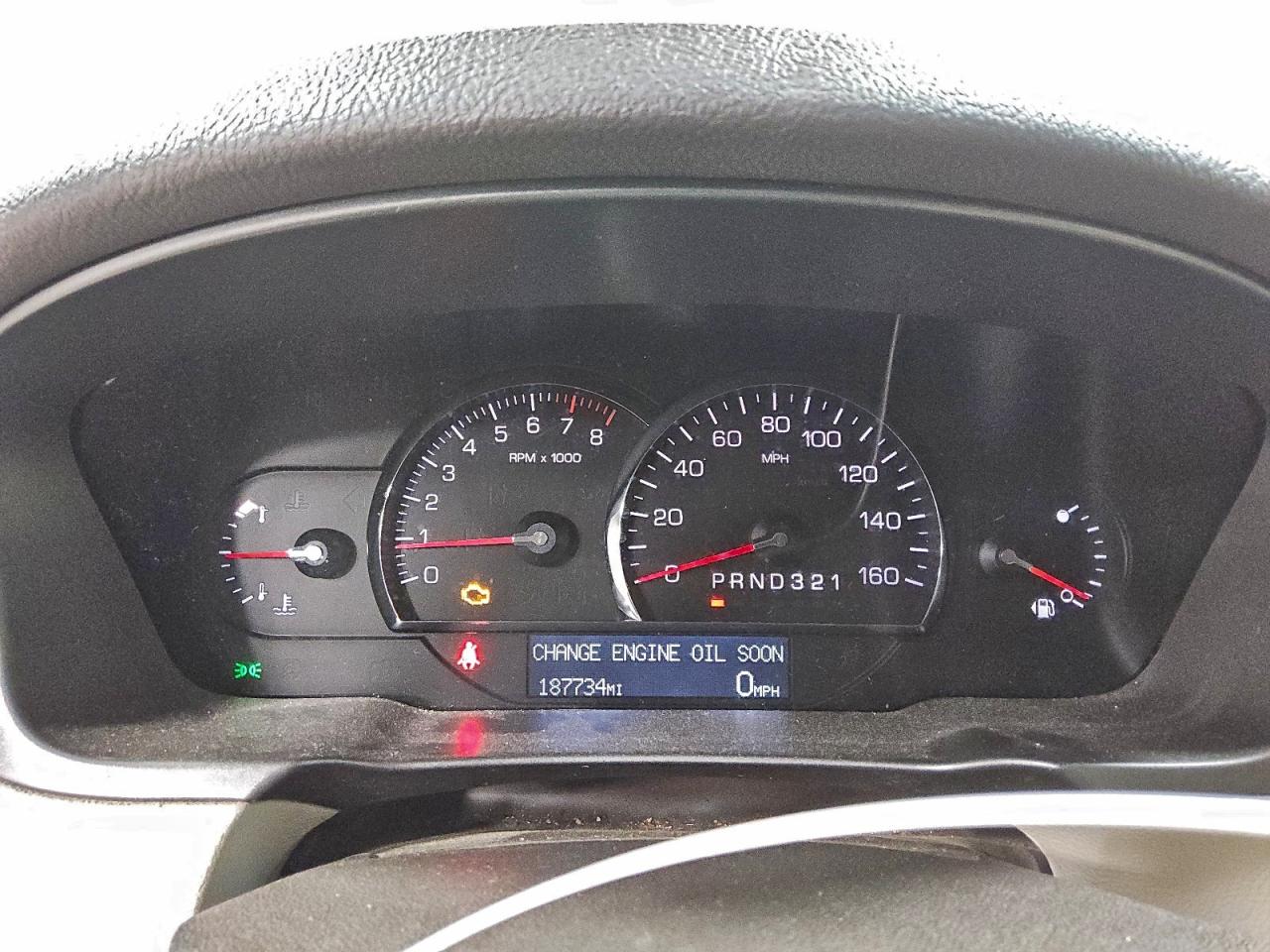 Cadillac DTS Premium Collection Image 11