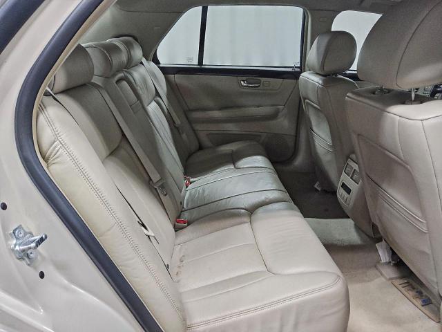 Cadillac DTS Premium Collection Image 4