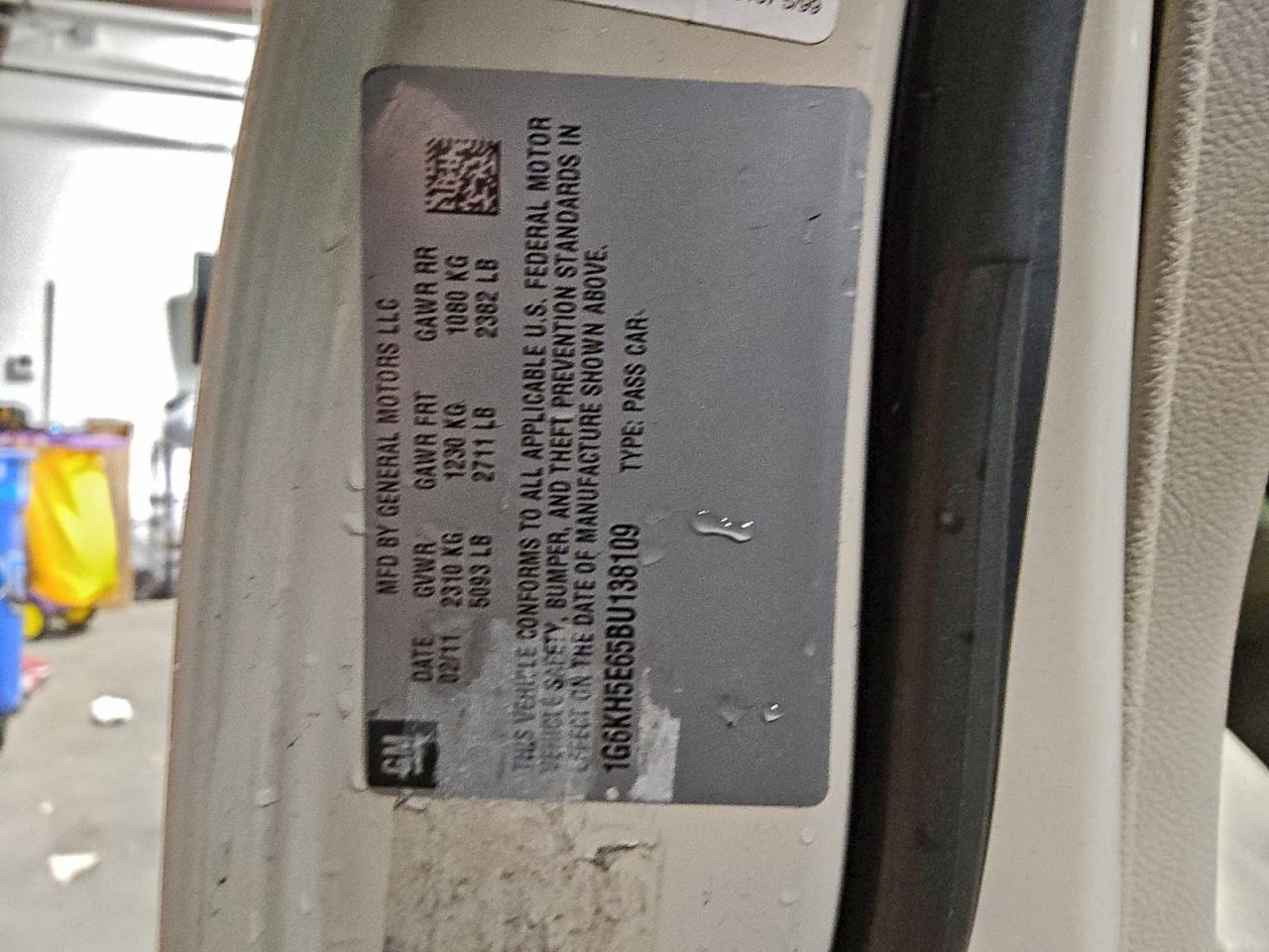 Cadillac DTS Premium Collection Image 7