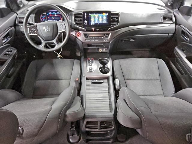 Honda Passport Sport Image 8