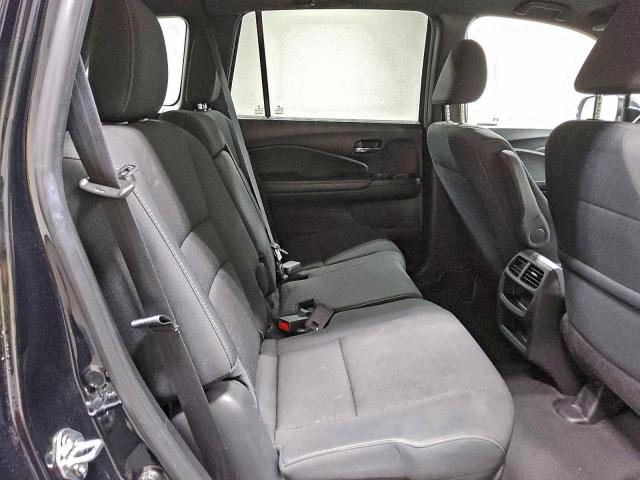 Honda Passport Sport Image 11