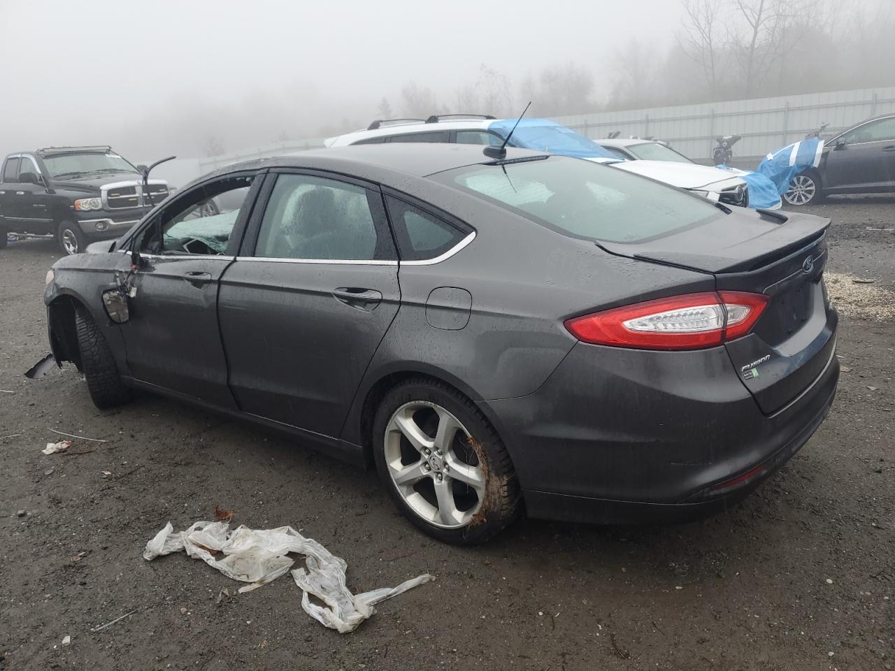 Ford Fusion Se Image 8