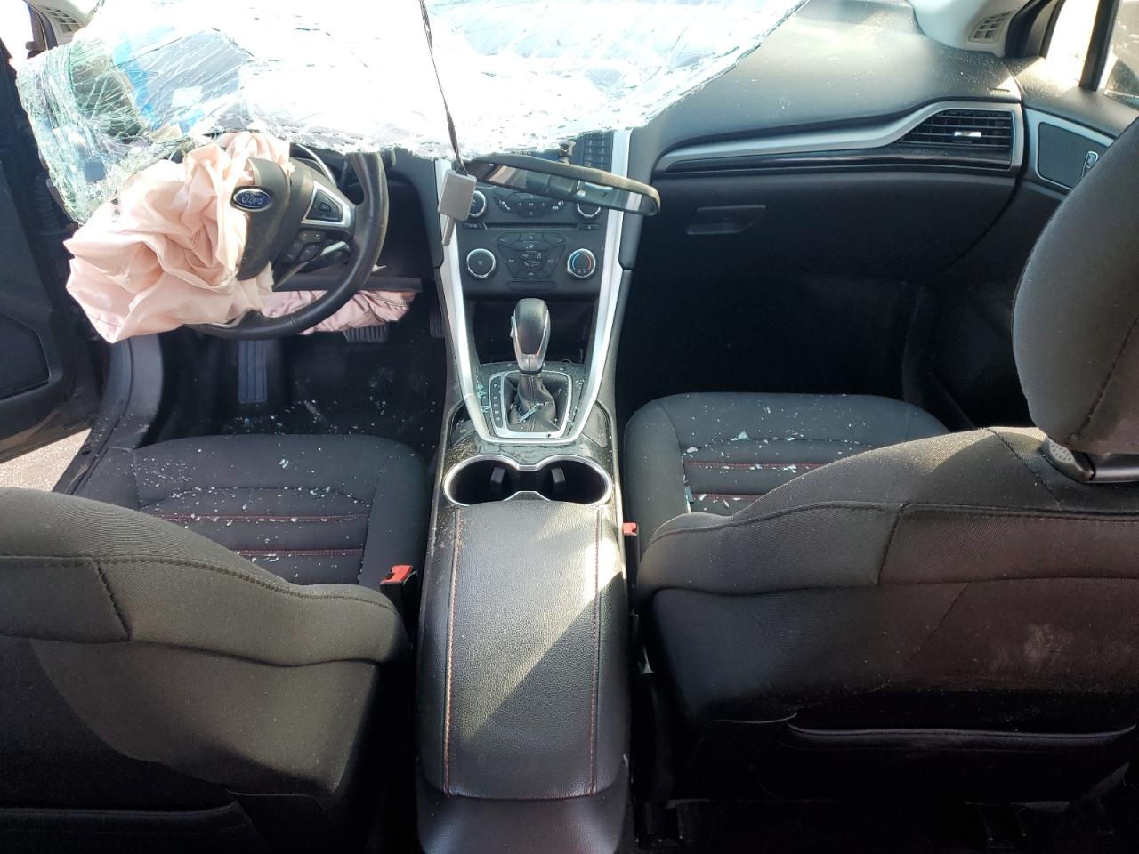 Ford Fusion Se Image 2