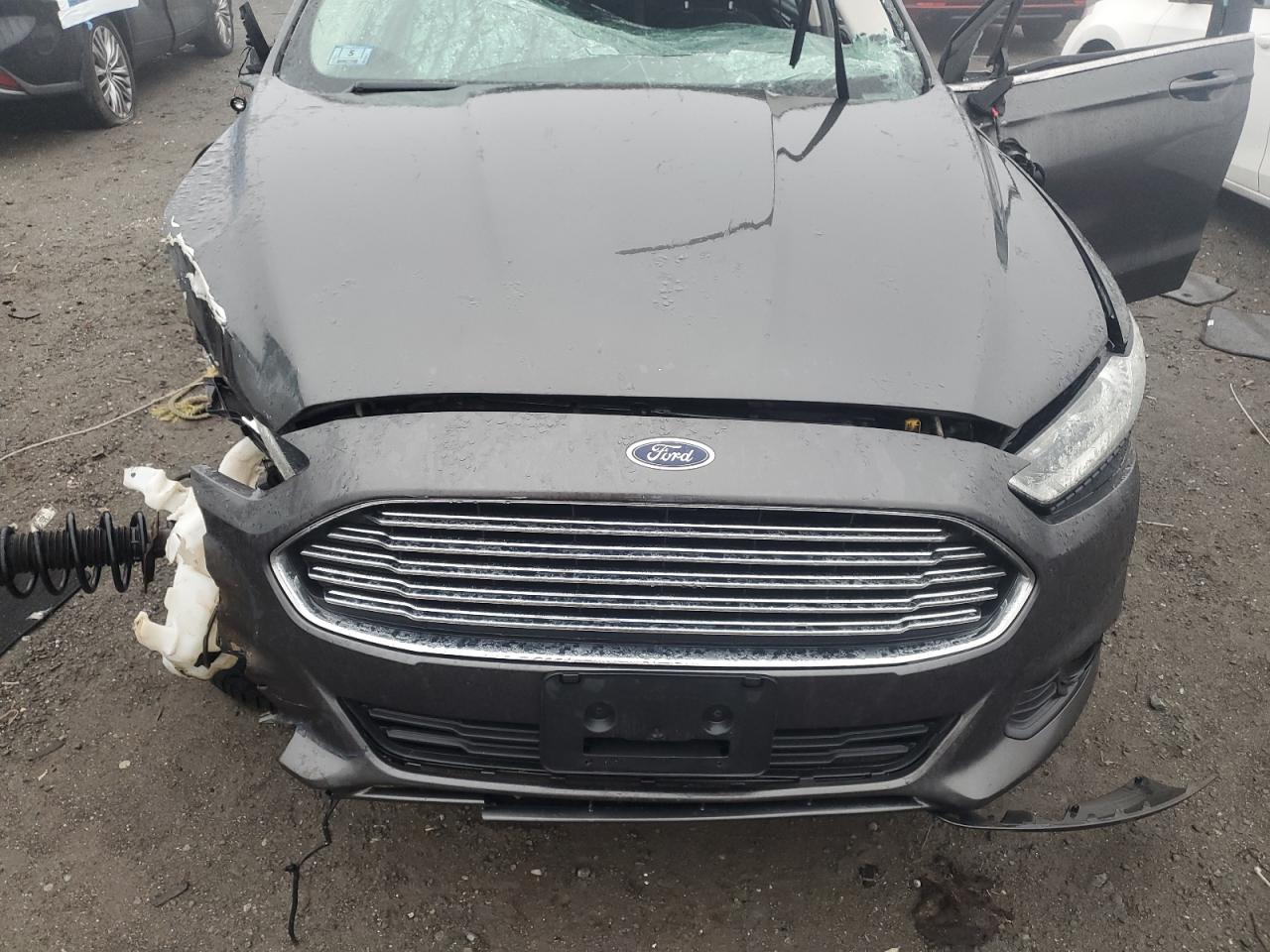 Ford Fusion Se Image 12