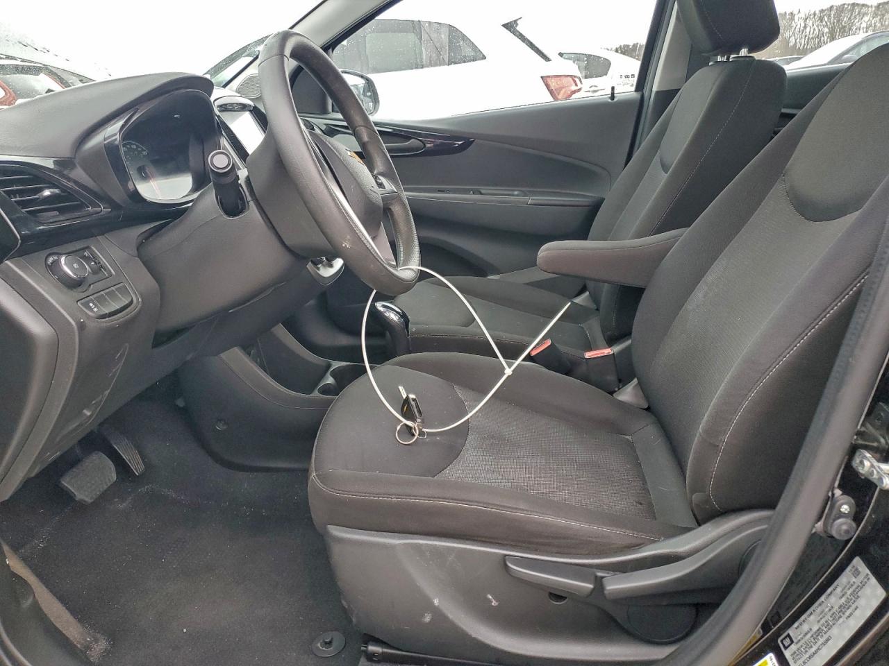 Chevrolet Spark 1lt Image 10