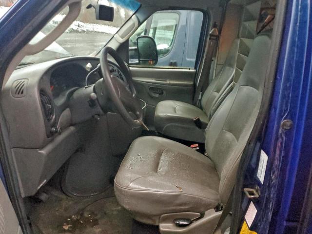 Ford Econoline E350 Super Duty Cutaway Van Image 5