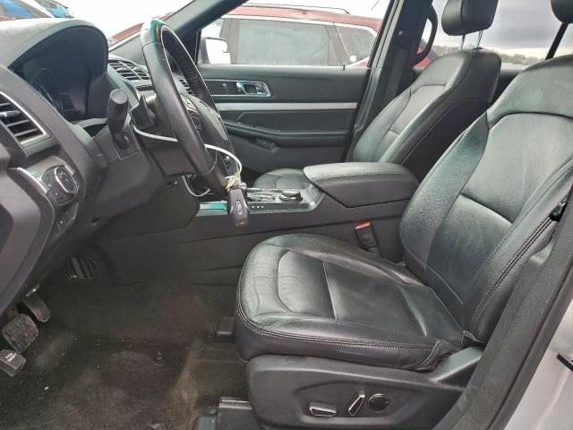 Ford Explorer Xlt Image 12