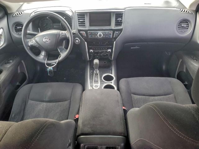 Nissan Pathfinder S Image 7