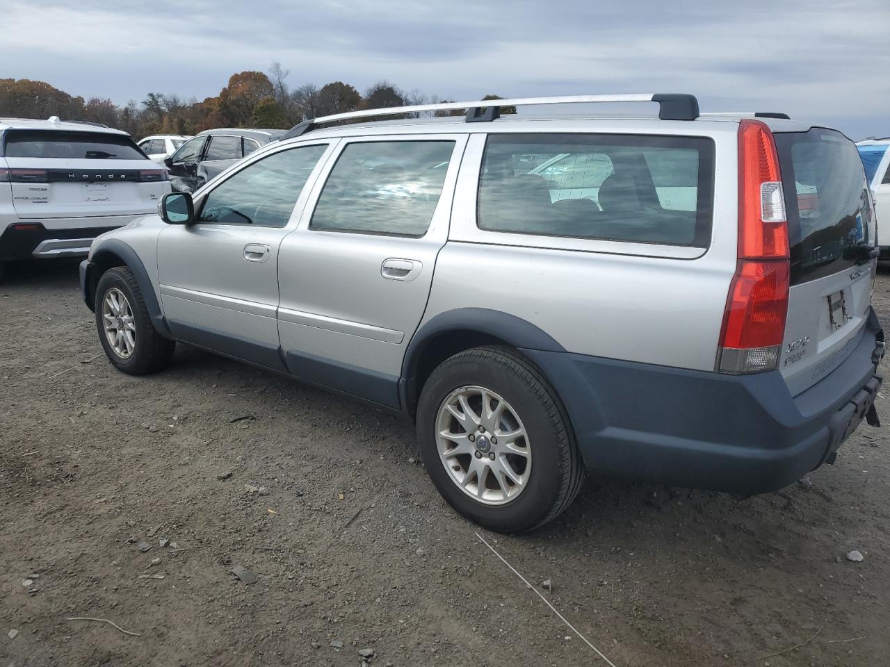 Volvo XC70 Image 3