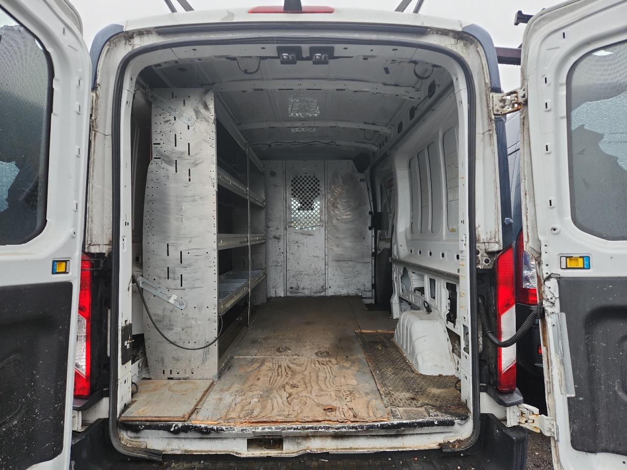 Ford Transit T-250 Image 2