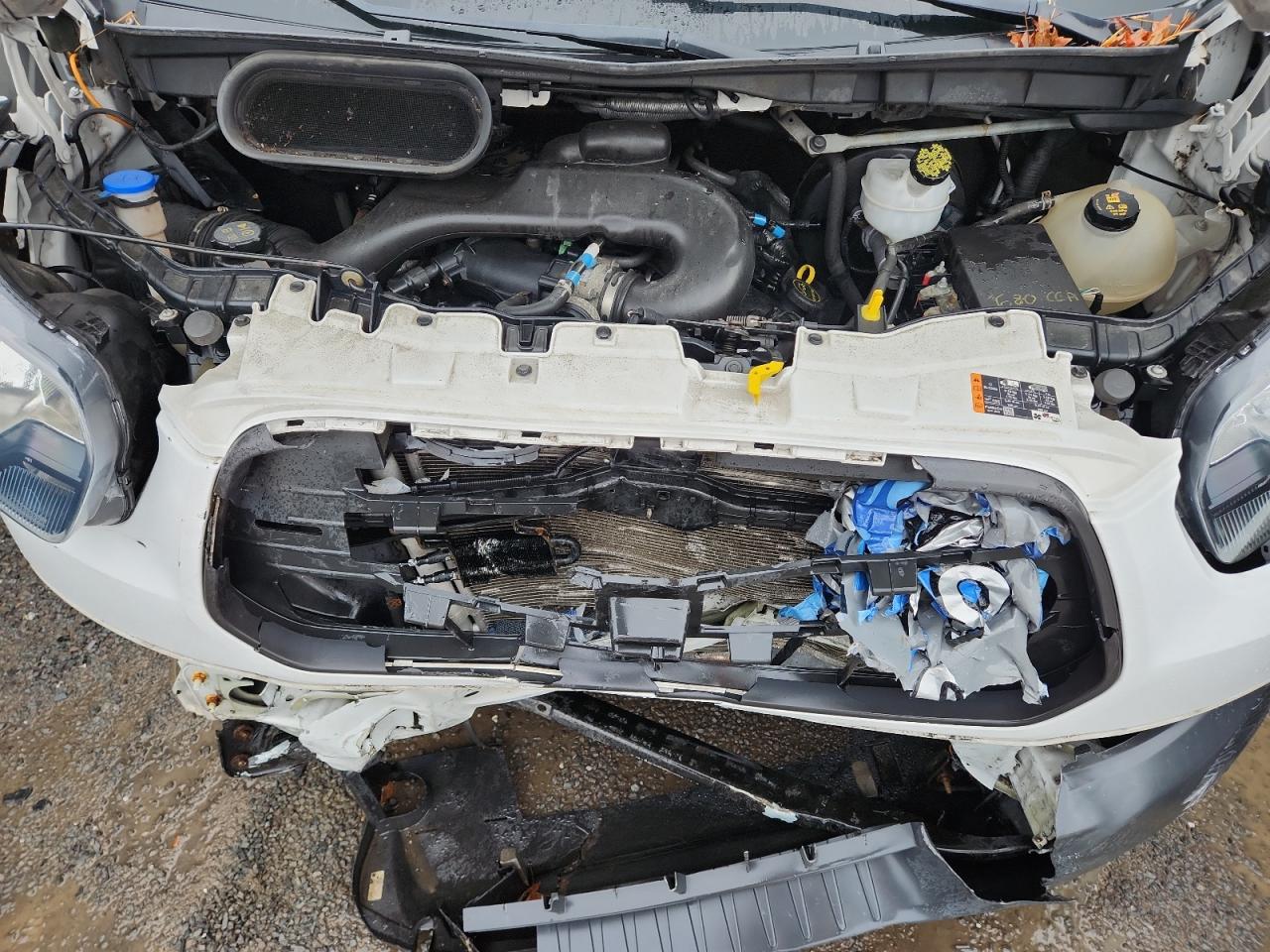 Ford Transit T-250 Image 9