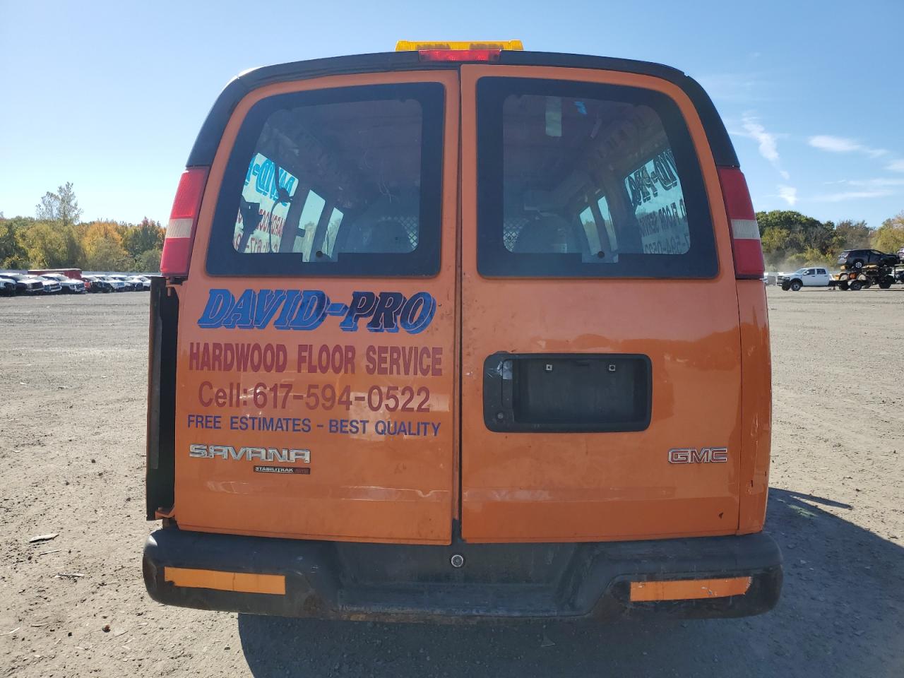 GMC Savana G1500 Image 6