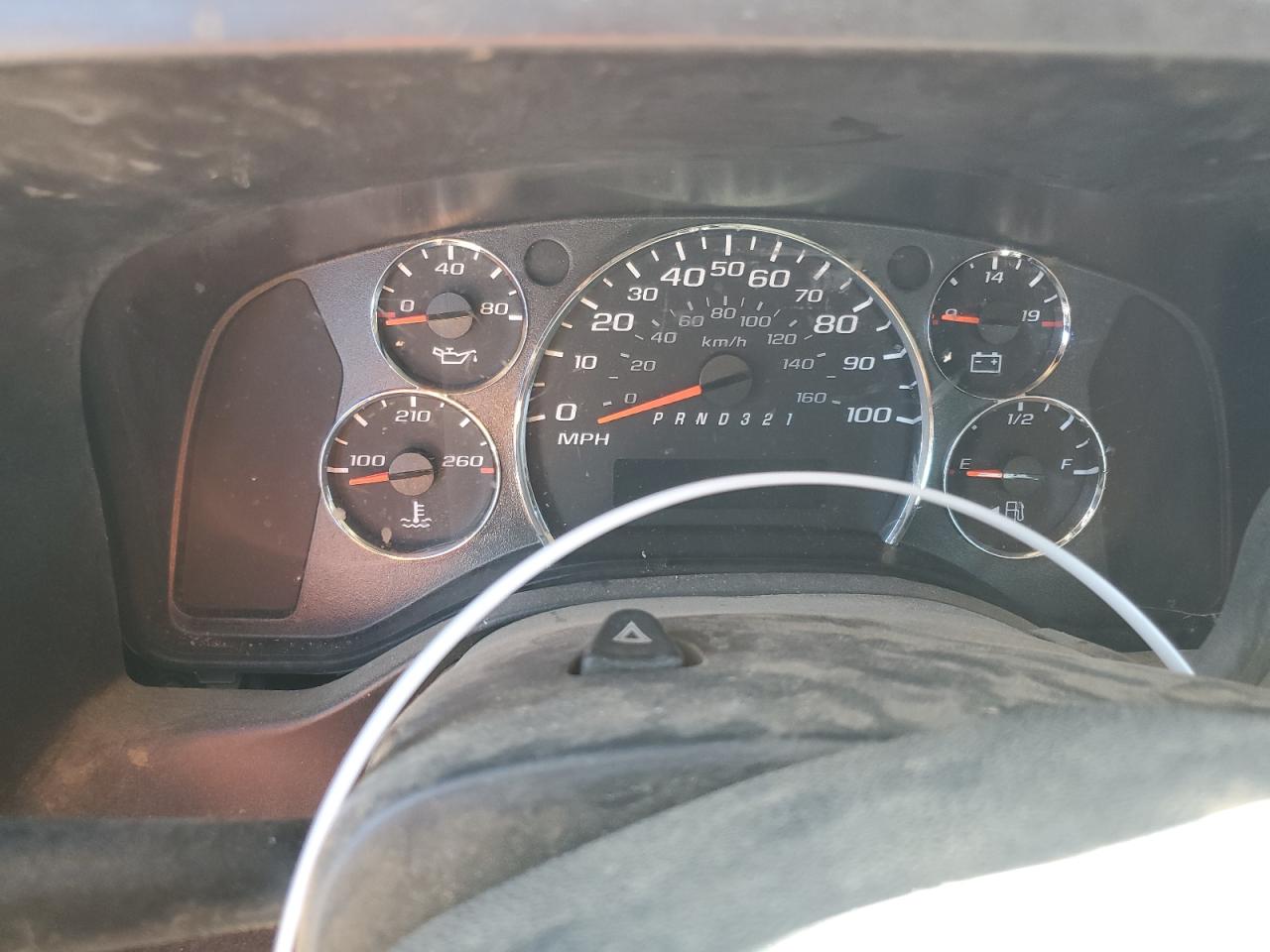 GMC Savana G1500 Image 3