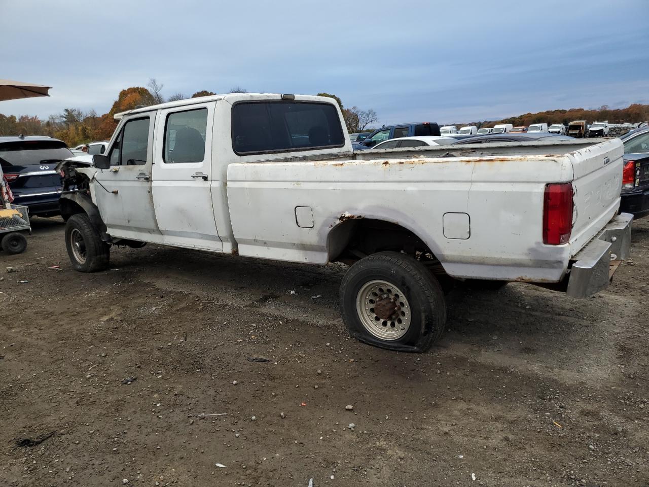 Ford F-350 Image 4