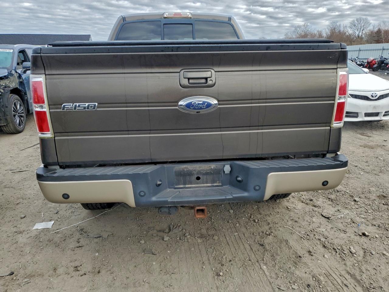 Ford F-150 Supercrew Image 10