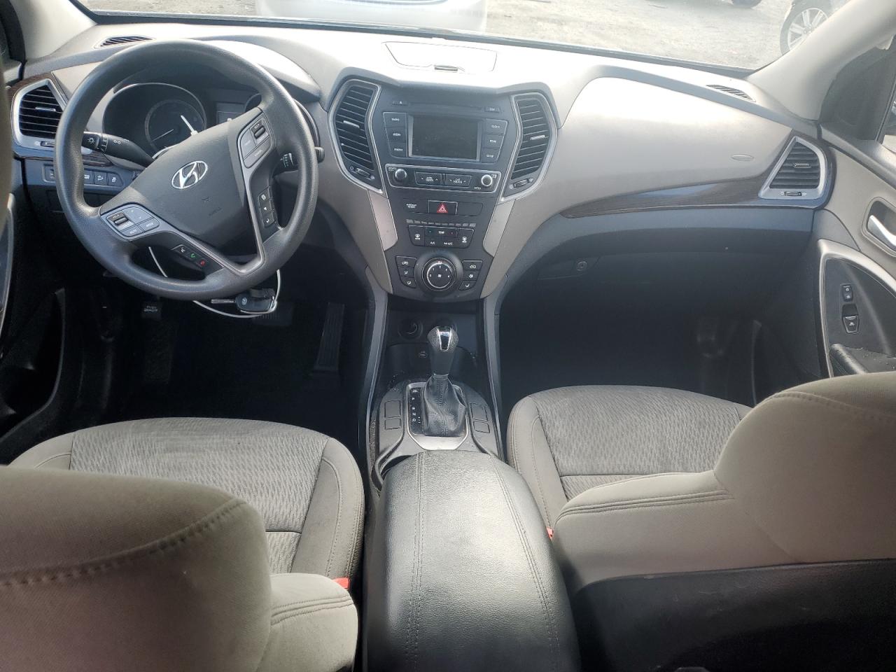 Hyundai SANTA FE Image 7