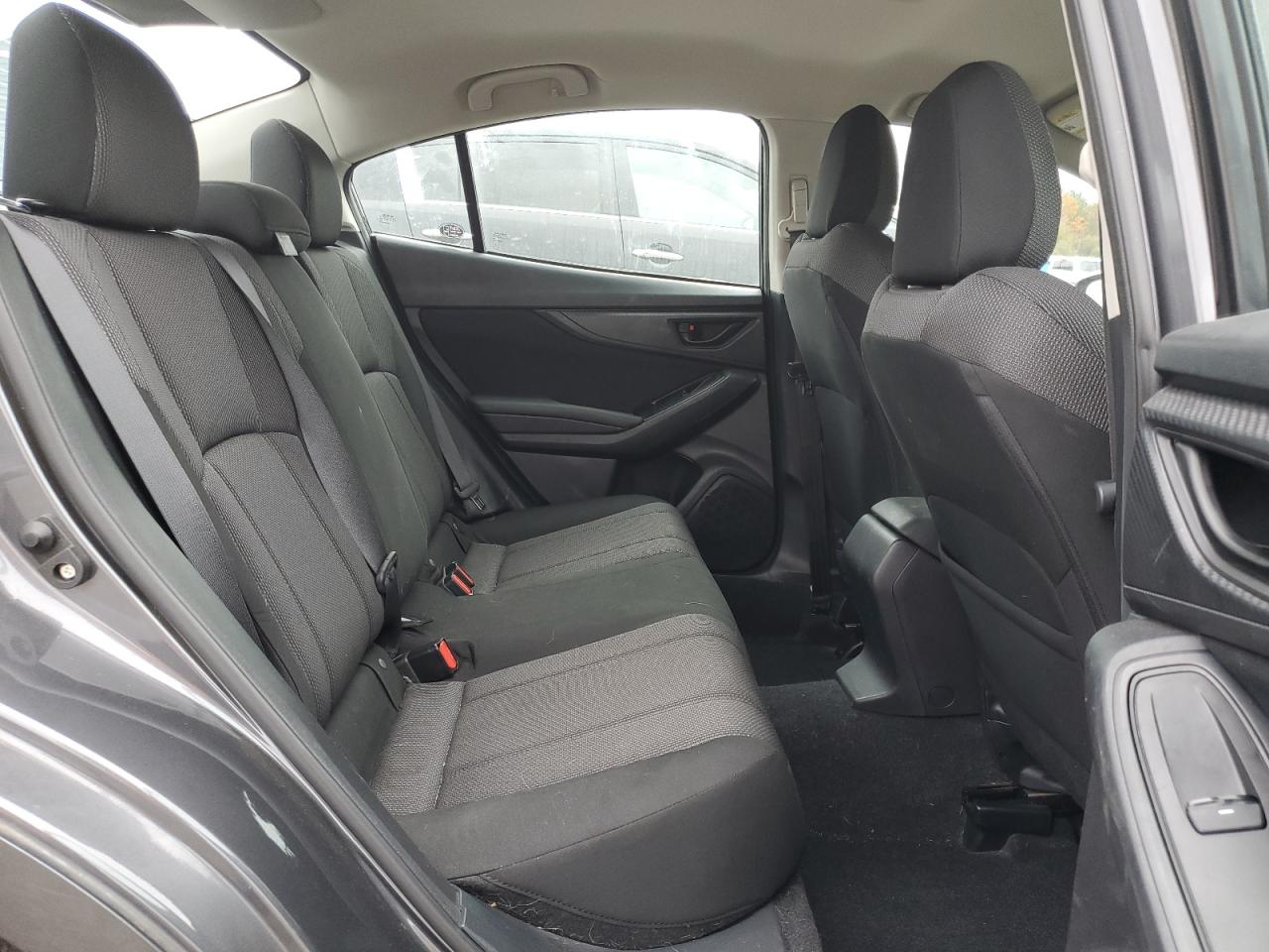 Subaru Impreza Premium Image 10