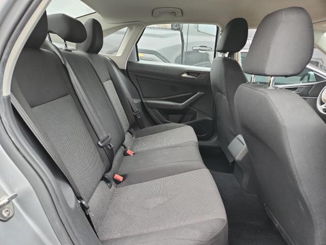 Volkswagen Jetta S Image 5