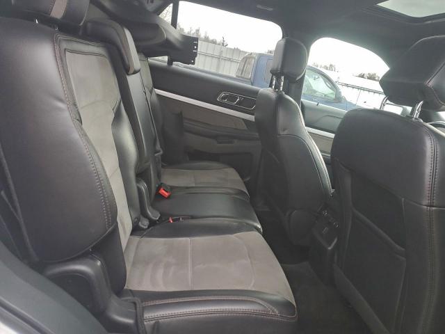 Ford Explorer Xlt Image 9