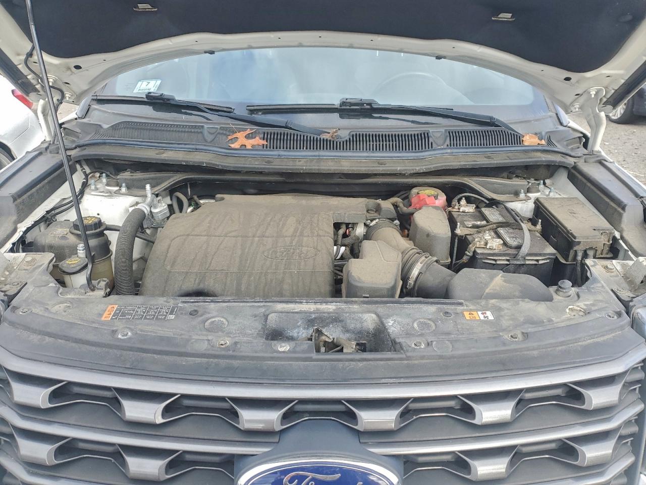 Ford Explorer Xlt Image 11