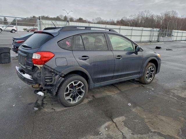 Subaru Crosstrek Premium Image 3