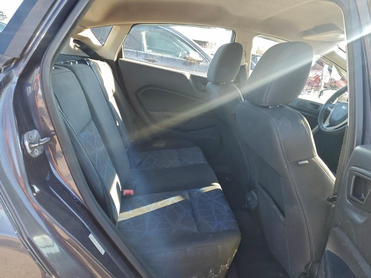 Ford Fiesta Se Image 4