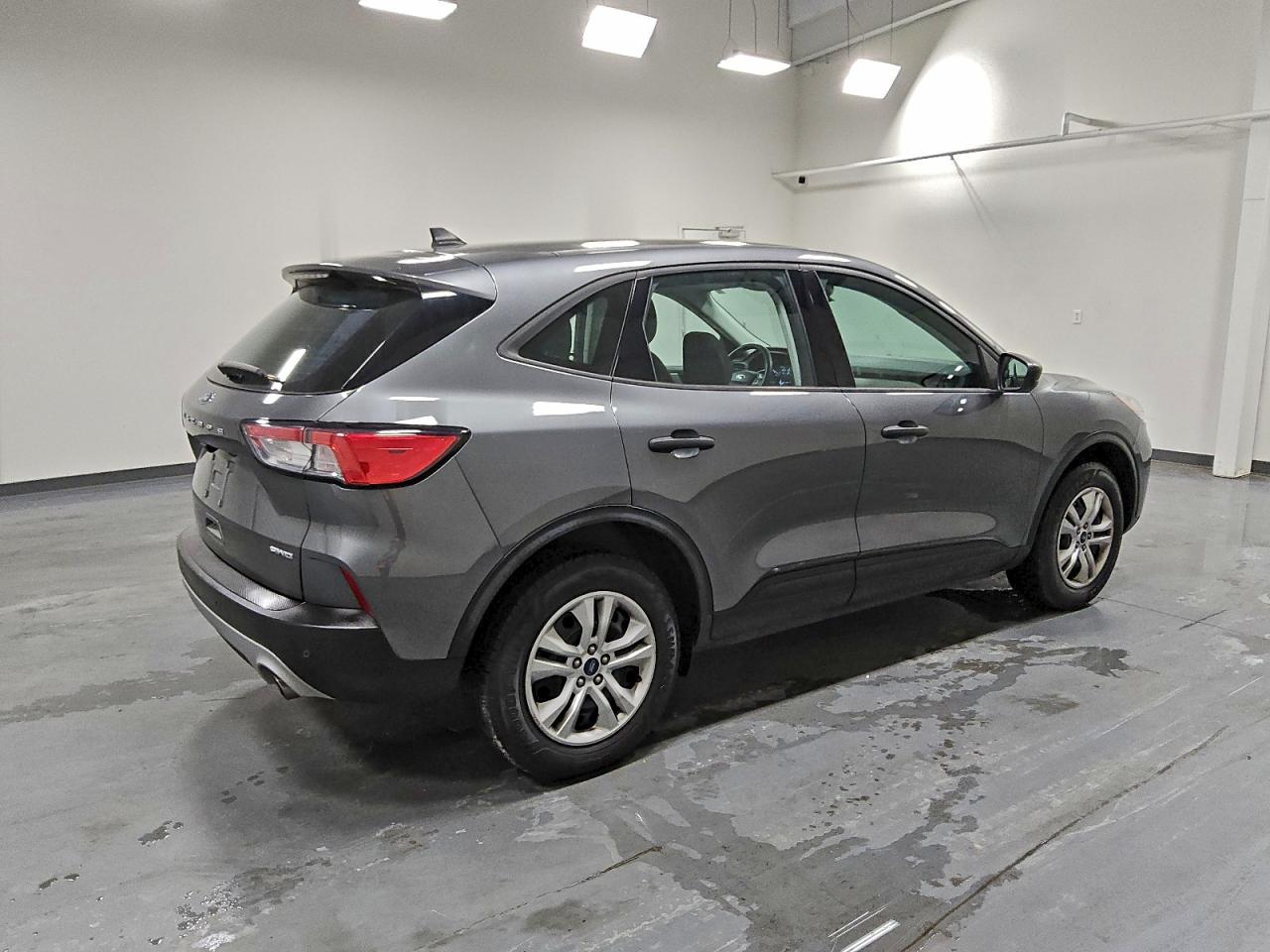 Ford Escape S Image 7