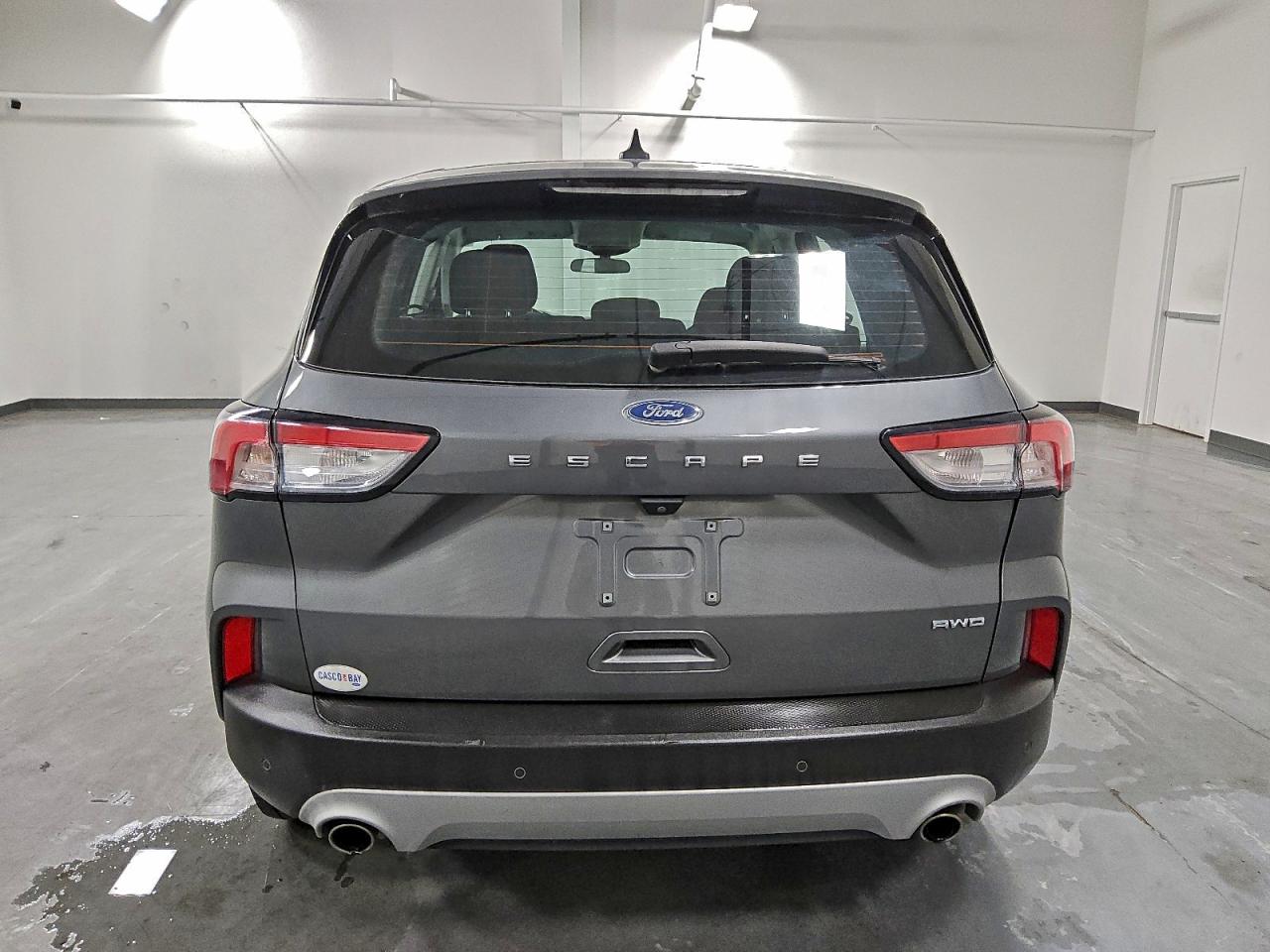 Ford Escape S Image 11