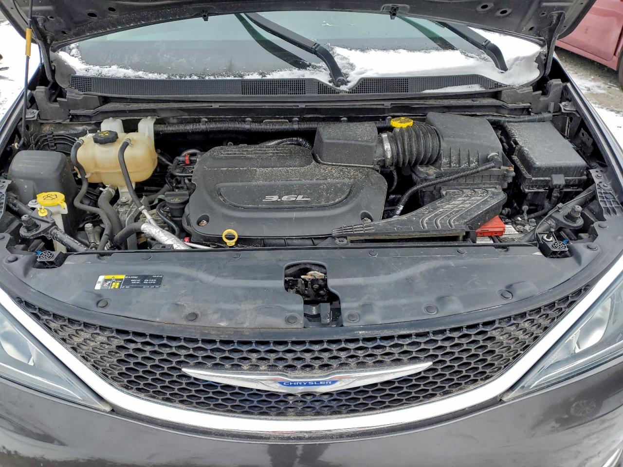 Chrysler Pacifica Touring Plus Image 12