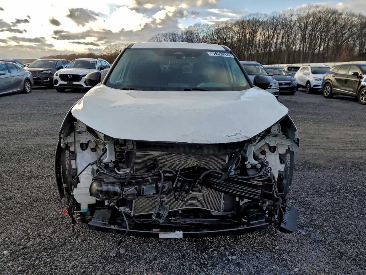 Nissan Rogue S Image 3