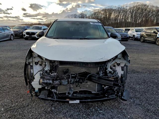 Nissan Rogue S Image 3